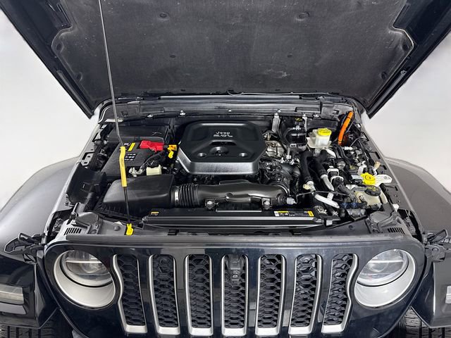 Used 2022 Jeep Wrangler Unlimited Sahara w/ Cold Weather Group image 27