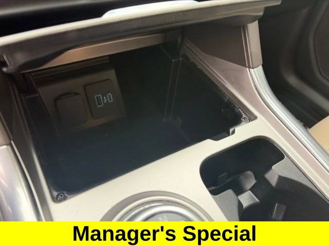 Used 2020 Ford Explorer Platinum w/ Premium Technology Package AWD/4WD image 27