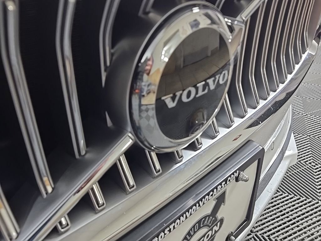 Certified 2023 Volvo S90 B6 Ultimate image 3