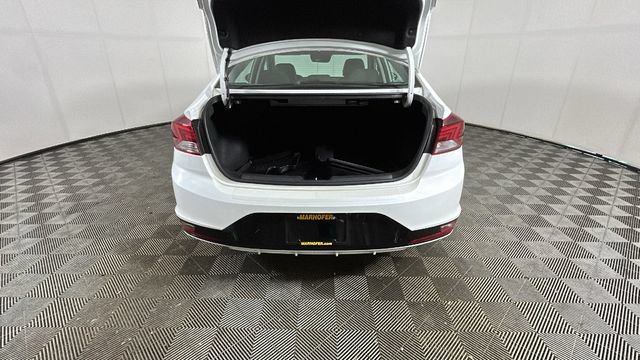 Used 2020 Hyundai Elantra Limited w/ Ultimate Package 03 FWD image 27