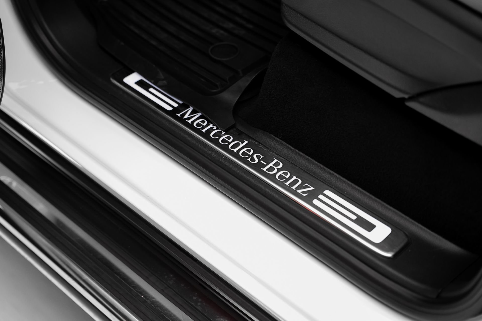 Used 2025 Mercedes-Benz G 580 w/ EQ Technology image 57