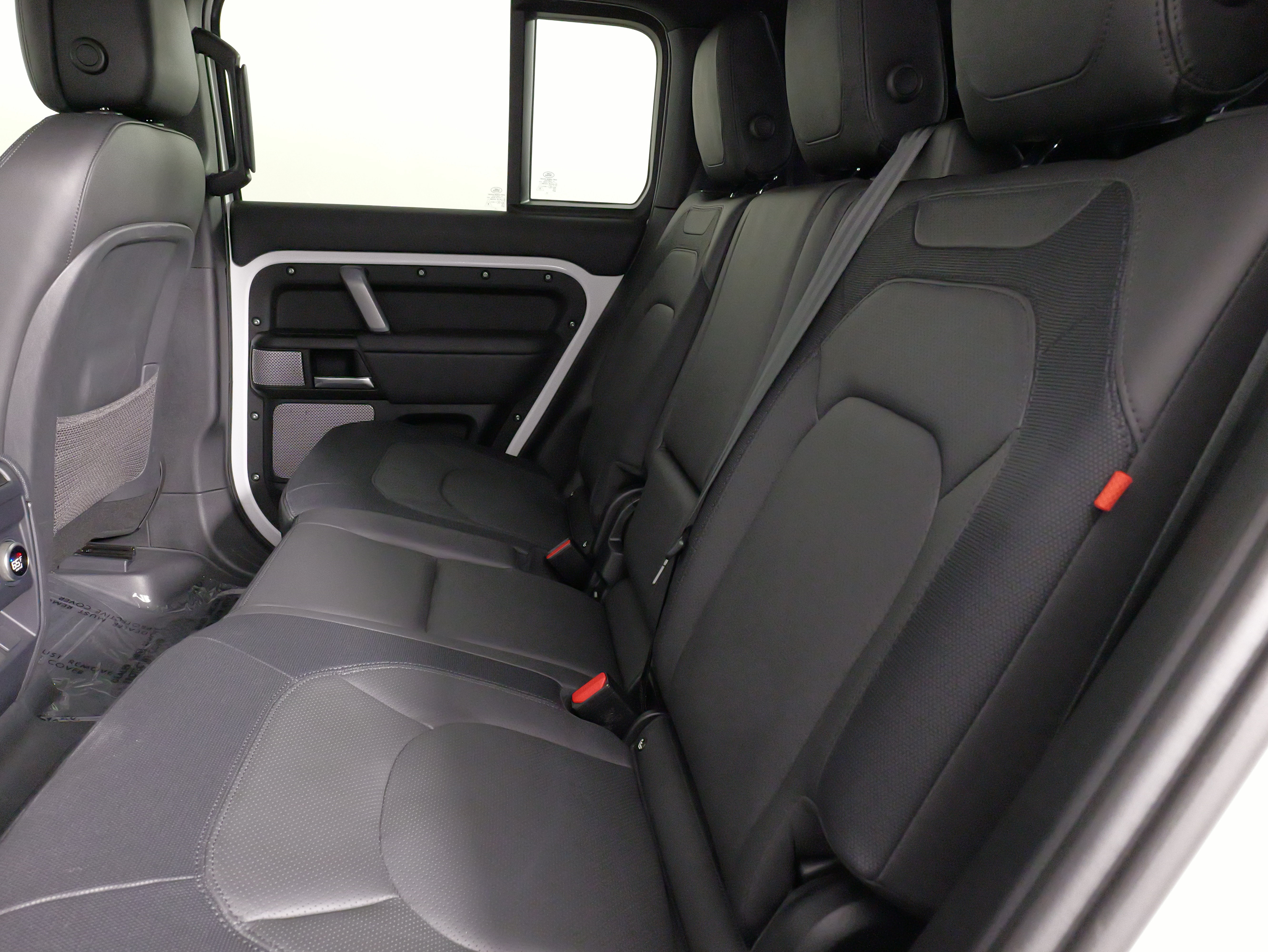 Used 2024 Land Rover Defender 130 Outbound AWD/4WD image 37