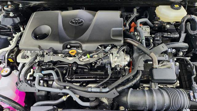 Used 2025 Toyota Camry SE w/ Convenience Package FWD image 33