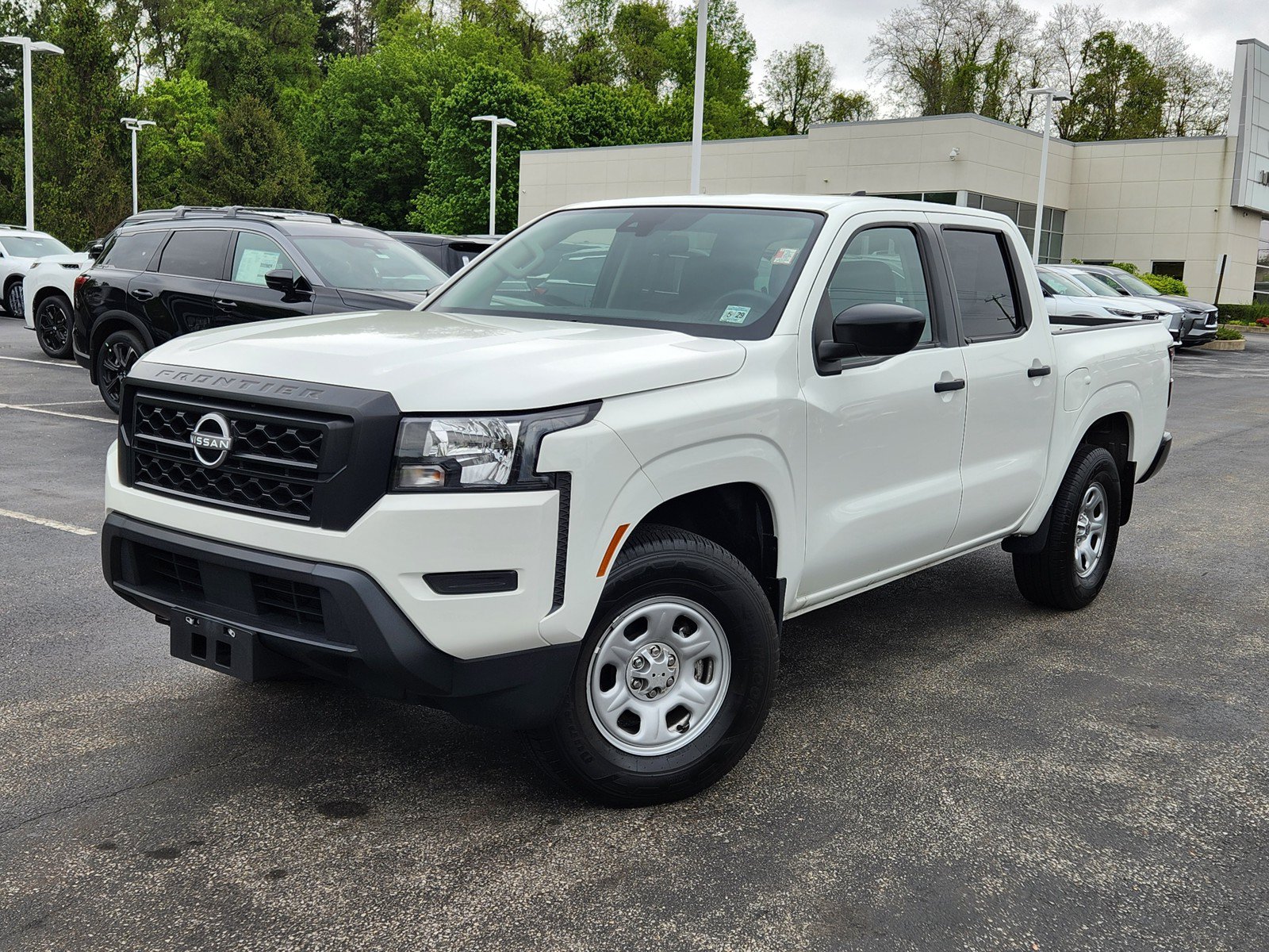 Used 2024 Nissan Frontier S