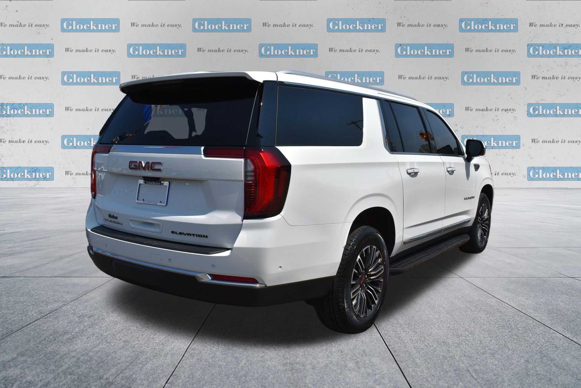 Used 2025 GMC Yukon XL Elevation w/ Elevation Premium Package AWD/4WD image 6