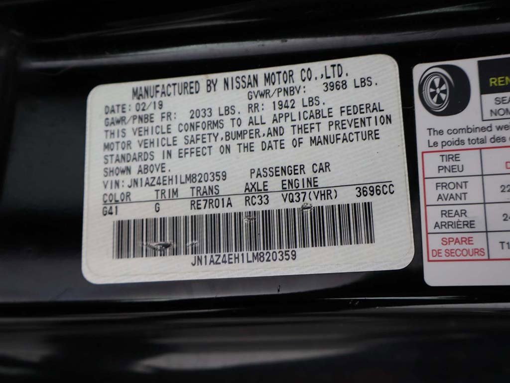 Used 2020 Nissan 370Z Coupe image 39