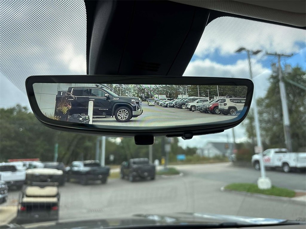 Used 2021 GMC Yukon Denali w/ Denali Ultimate Package image 34