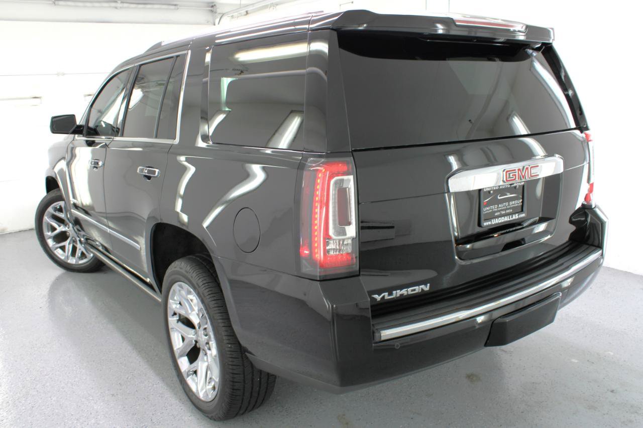 Used 2020 GMC Yukon Denali w/ Denali Premium Package AWD/4WD image 32