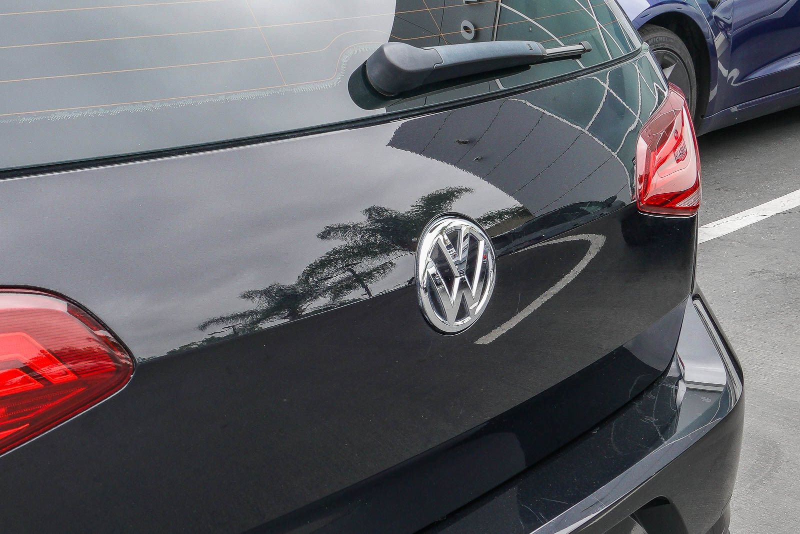 Used 2021 Volkswagen GTI S FWD image 10