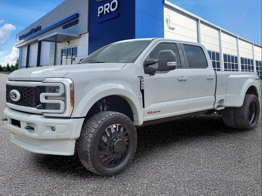 New 2025 Ford F450 Platinum image 25