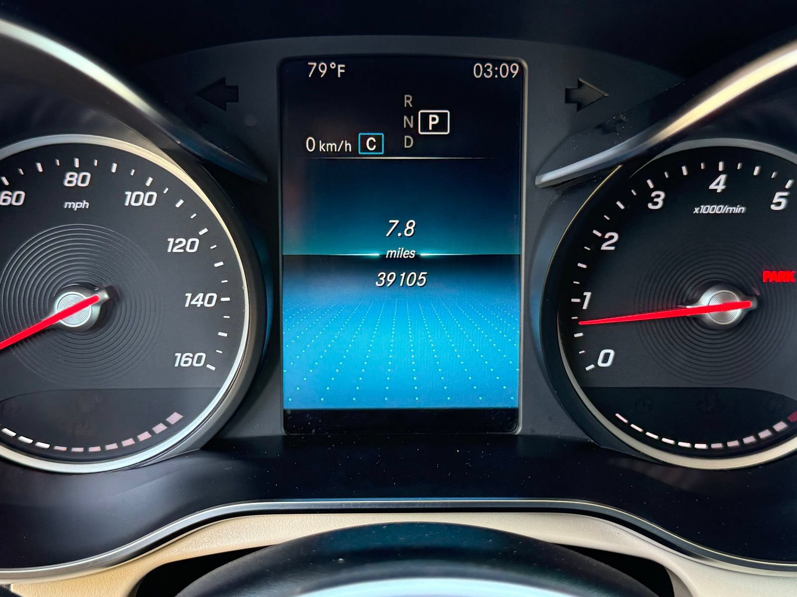 Used 2021 Mercedes-Benz GLC 300 image 35
