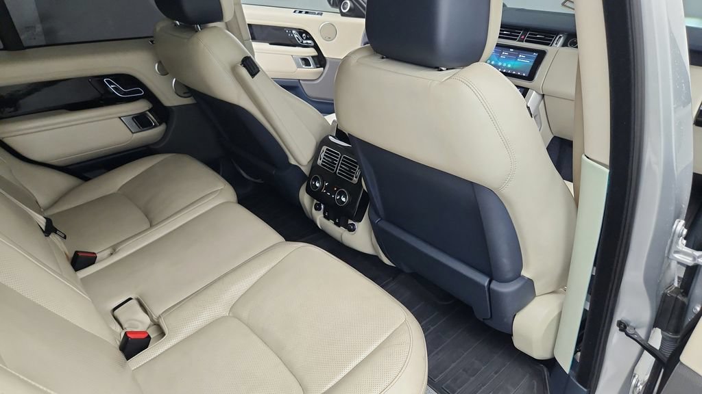 Used 2019 Land Rover Range Rover Supercharged AWD/4WD image 34