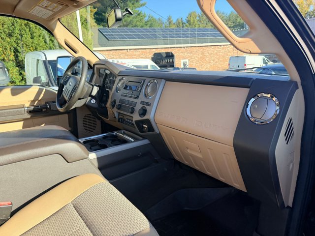 Used 2016 Ford F250 XLT w/ XLT Value Package AWD/4WD image 8
