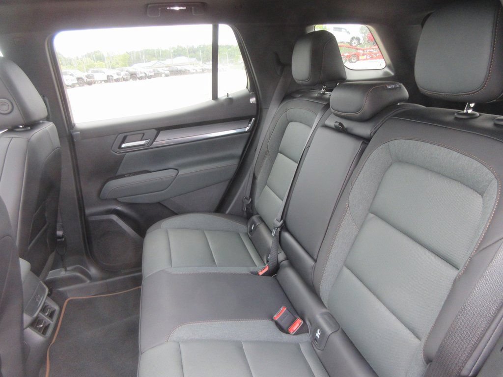 New 2026 GMC Terrain AT4 image 13