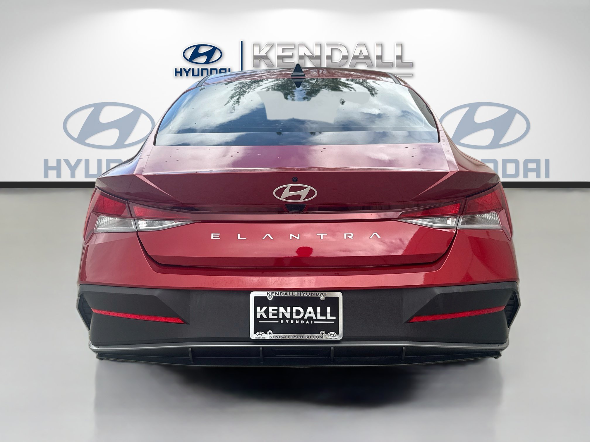 Used 2024 Hyundai Elantra SEL FWD image 5