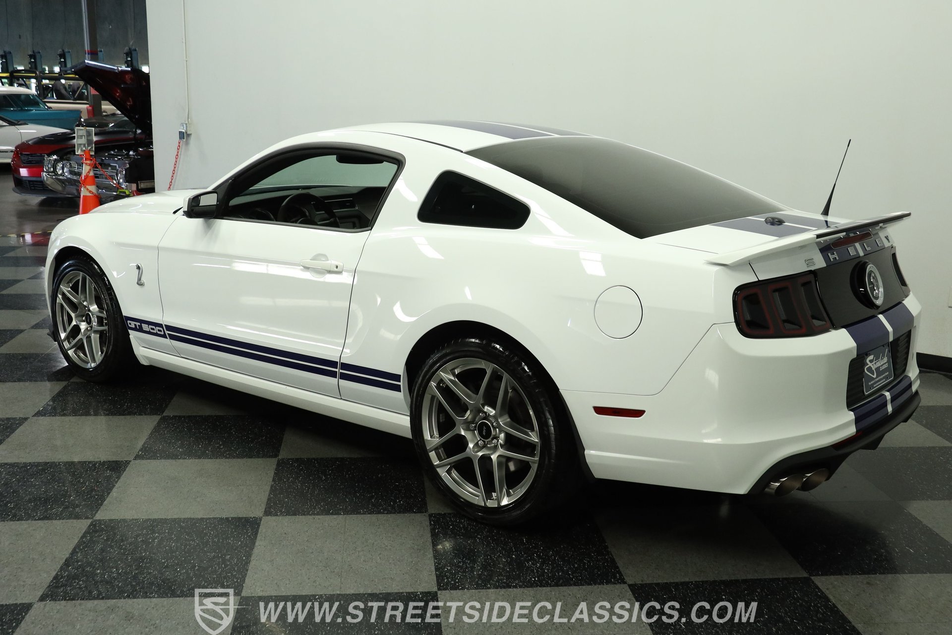 Used 2014 Ford Mustang Shelby GT500 RWD image 7