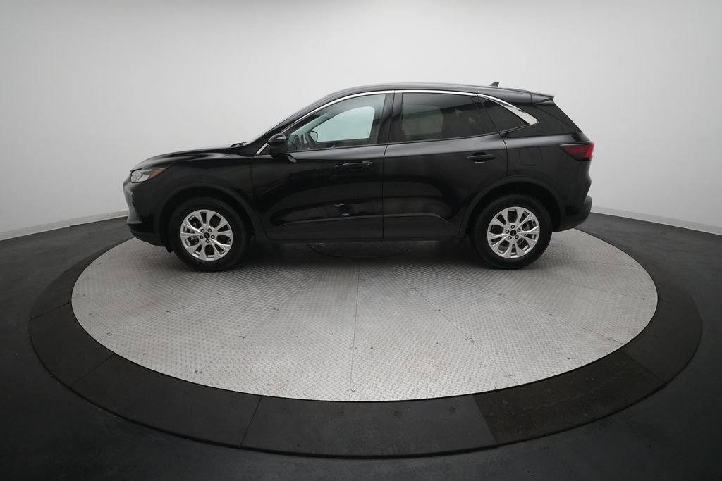 Used 2023 Ford Escape Active w/ Tech Pack #2 AWD/4WD image 24