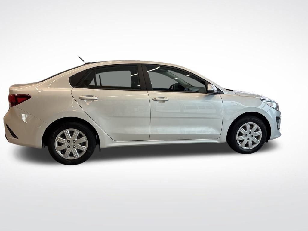 Used 2022 Kia Rio LX image 6