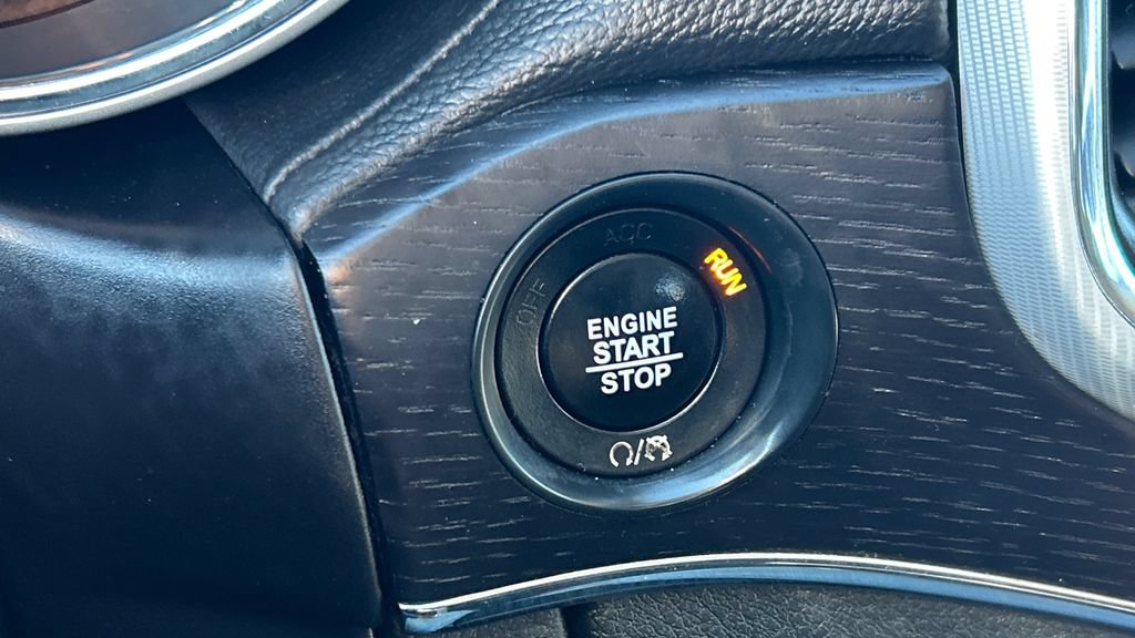 Used 2018 Jeep Grand Cherokee Summit AWD/4WD image 31