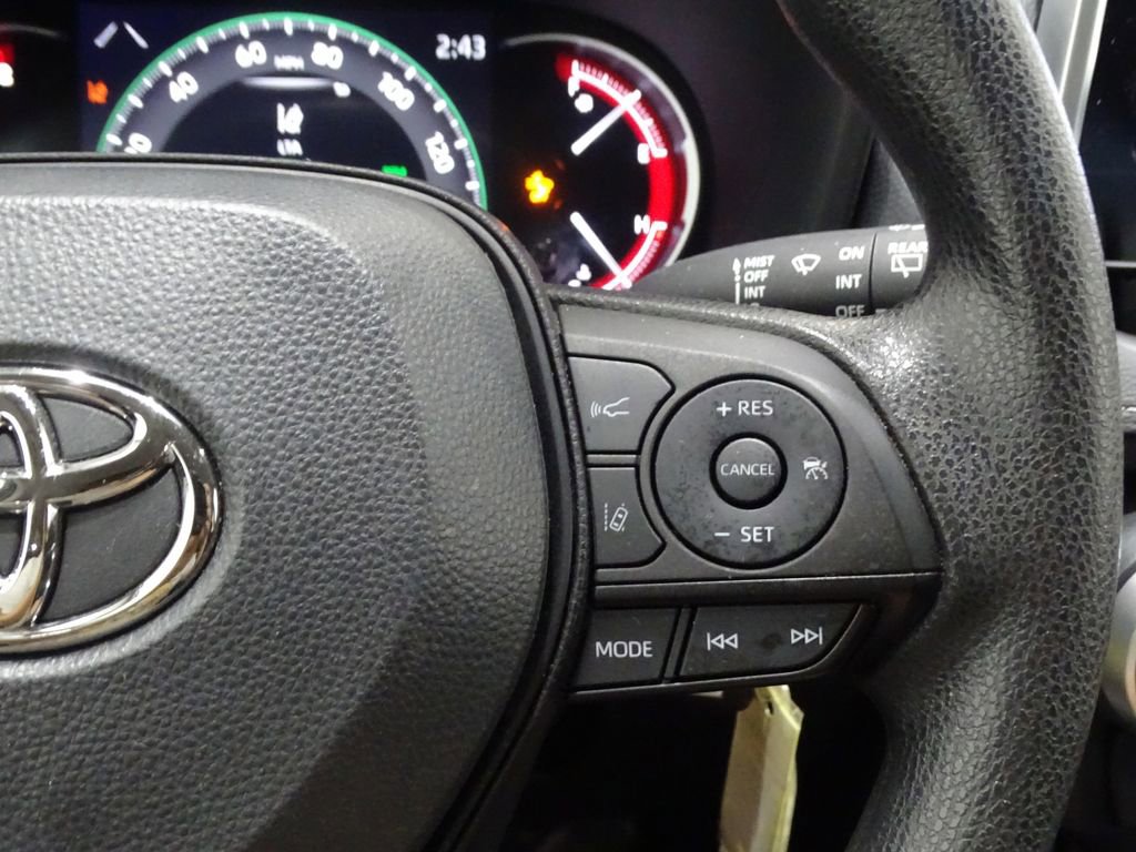Used 2023 Toyota RAV4 LE image 23