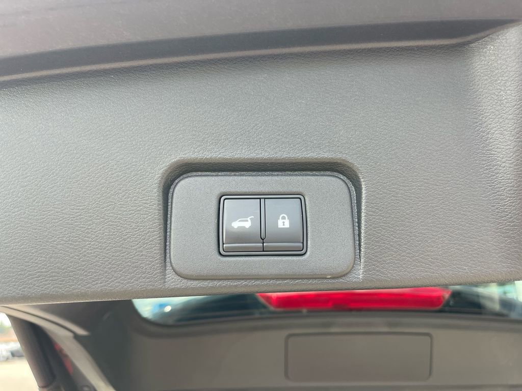 Used 2021 Nissan Rogue Platinum image 33