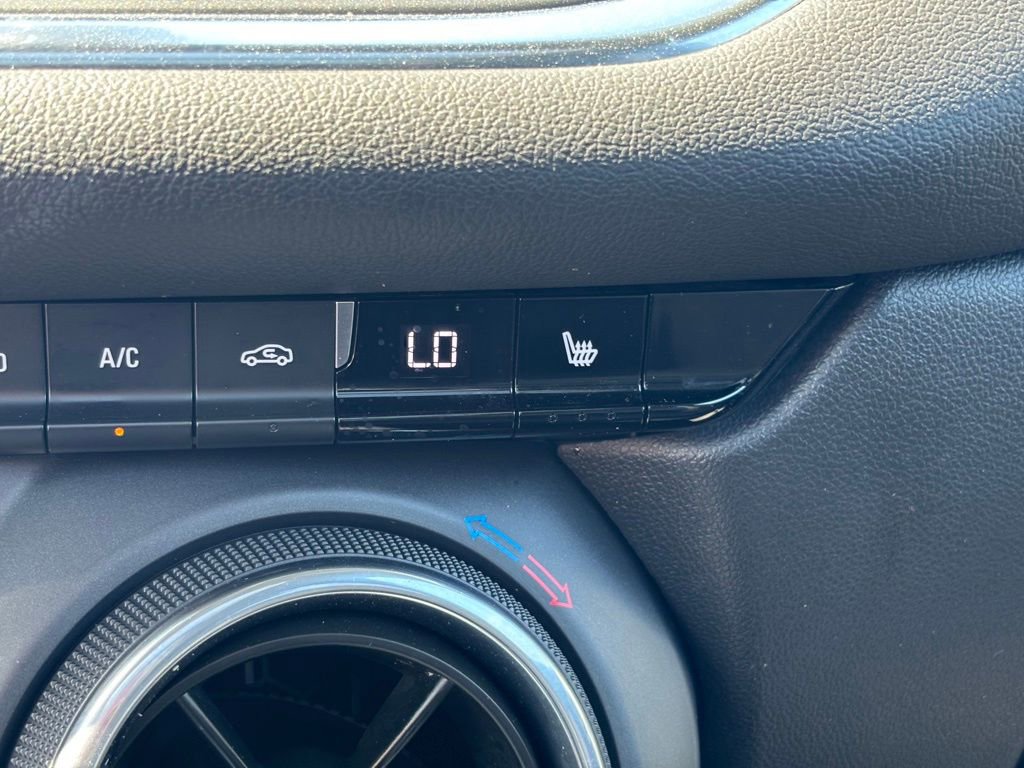 Used 2021 Chevrolet Blazer LT w/ Sound & Technology Package FWD image 35