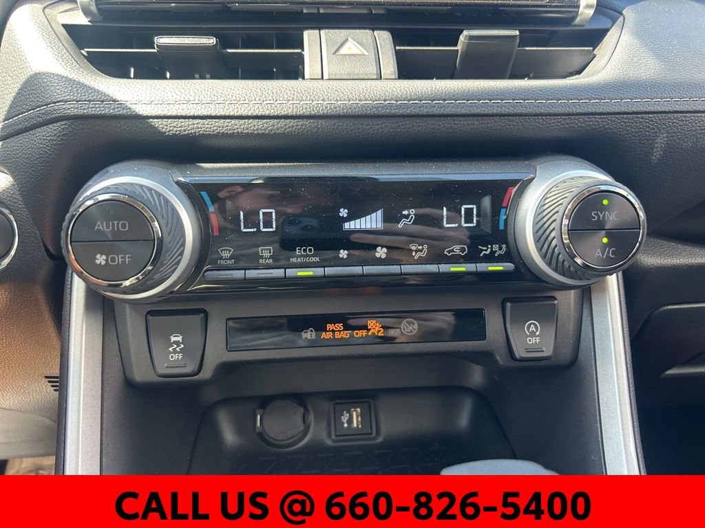 Used 2025 Toyota RAV4 XLE image 18