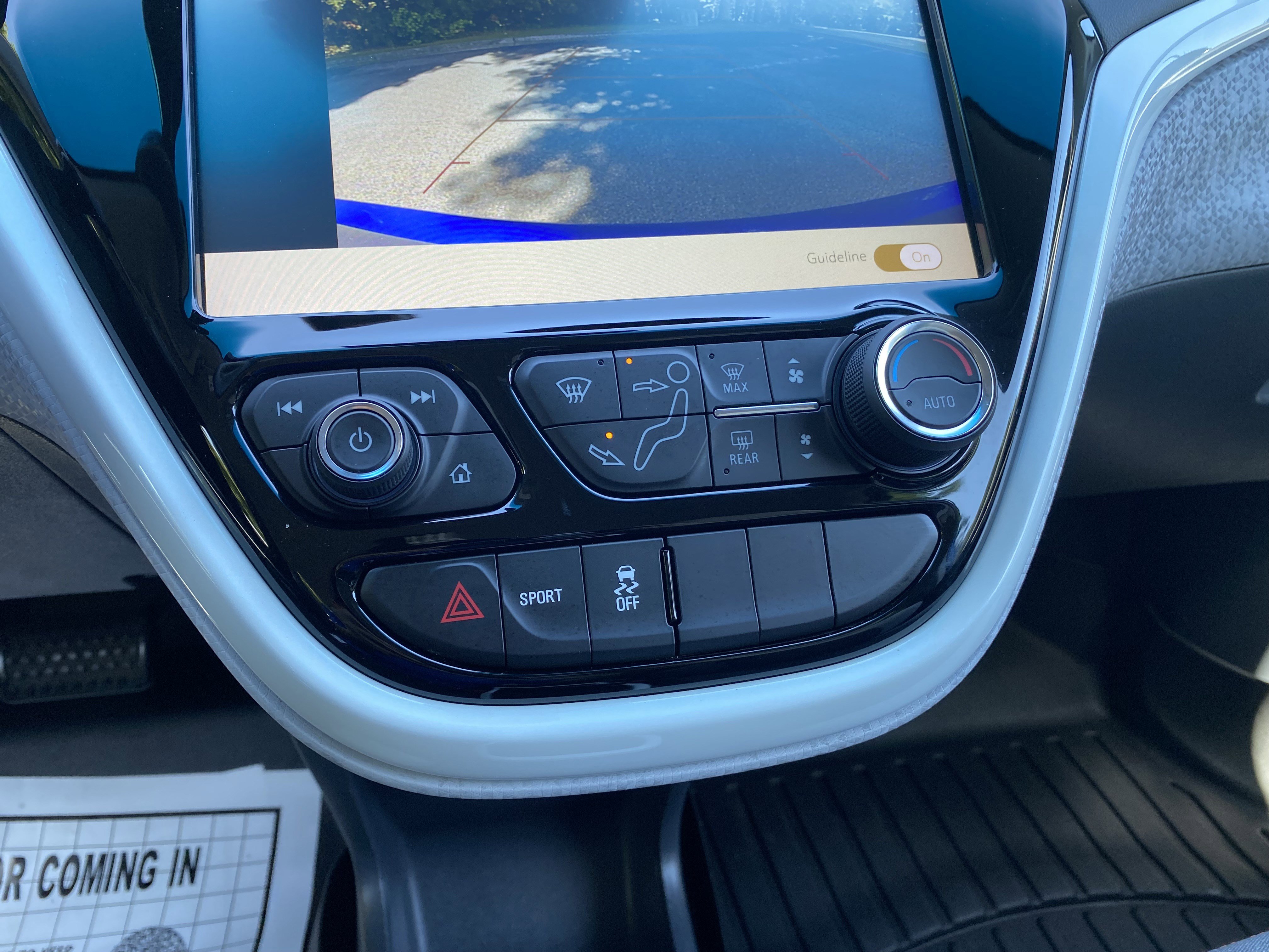 Used 2020 Chevrolet Bolt LT image 28