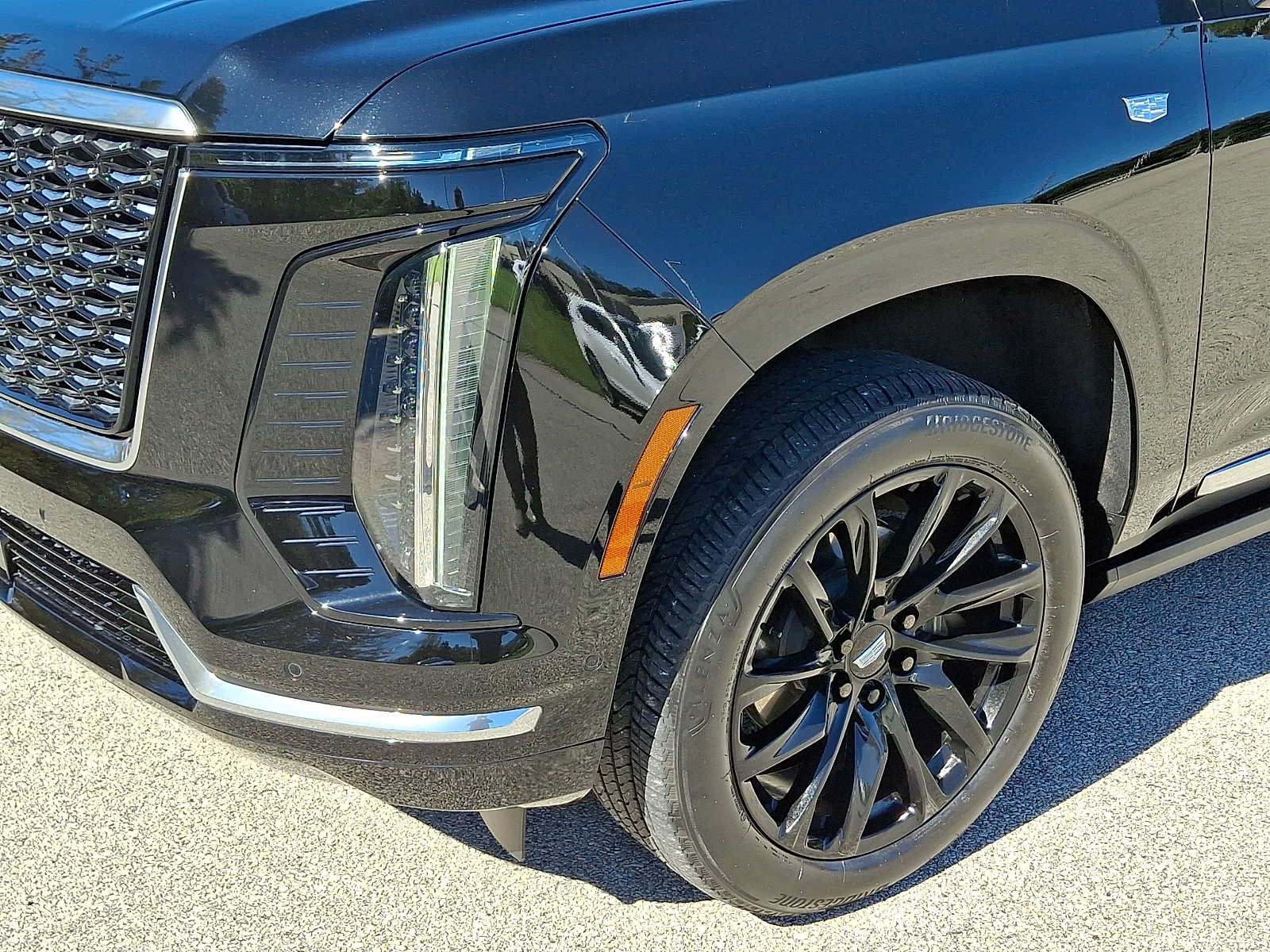 Certified 2025 Cadillac Escalade Premium Luxury w/ Touring Package AWD/4WD image 10