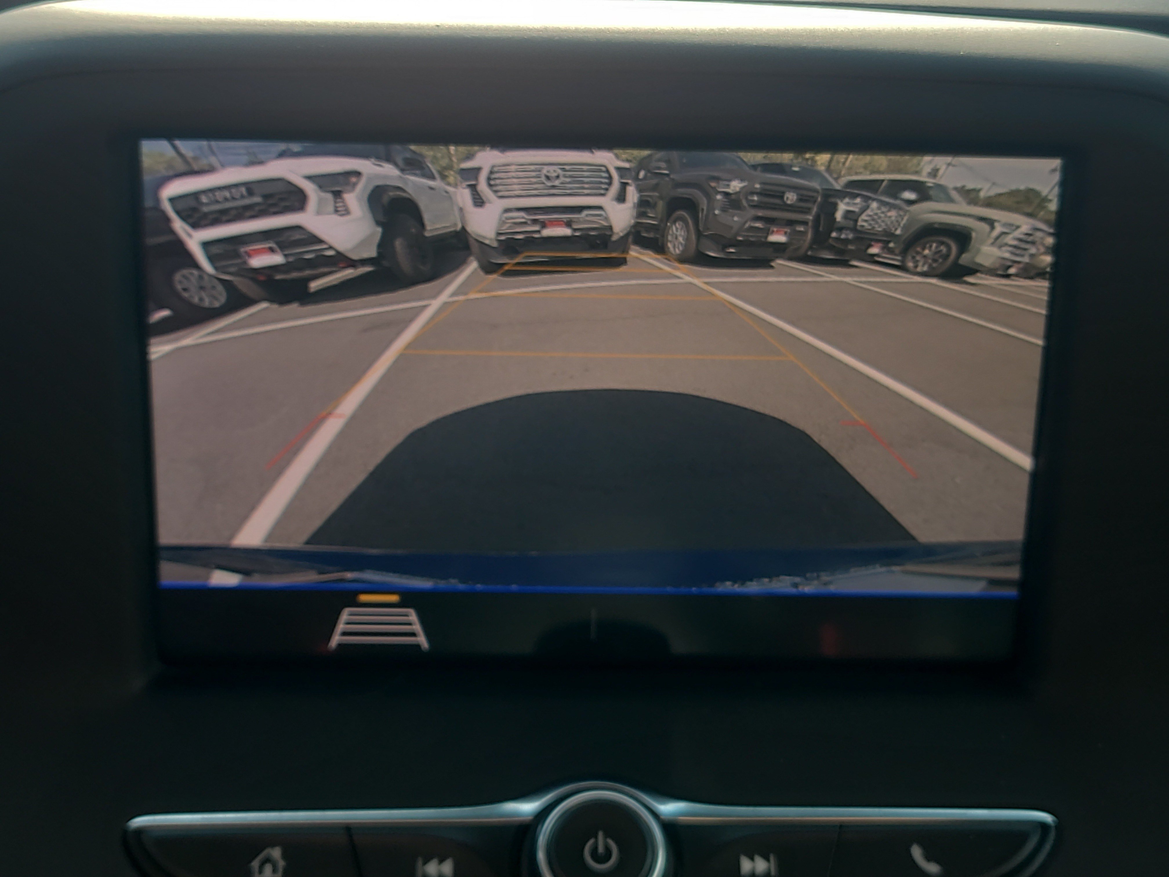 Used 2020 Chevrolet Camaro LT RWD image 25