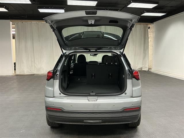 New 2027 Chevrolet Bolt LT w/ Comfort Package FWD image 21