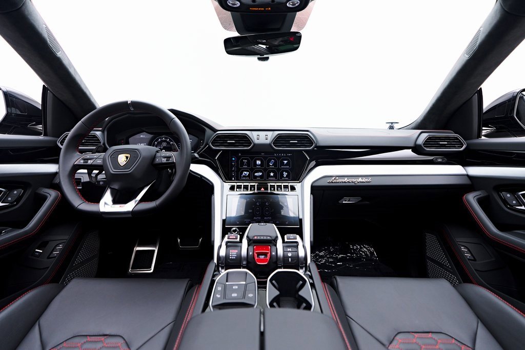 Used 2022 Lamborghini Urus image 57