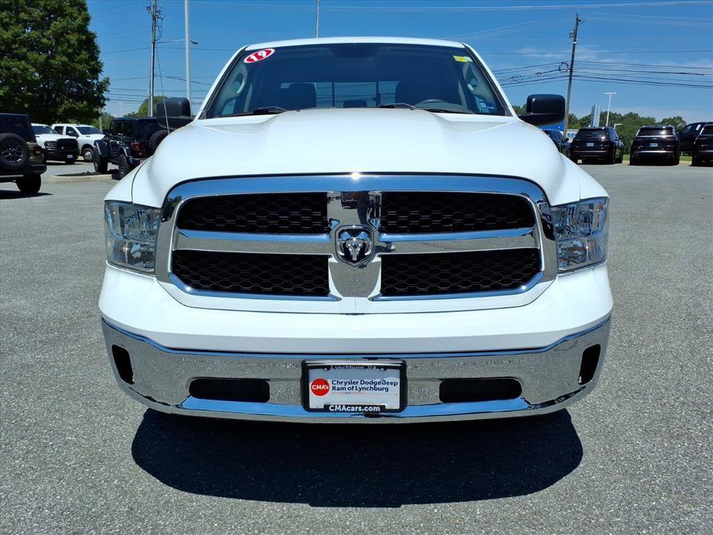 Used 2019 RAM 1500 Classic SLT AWD/4WD image 9