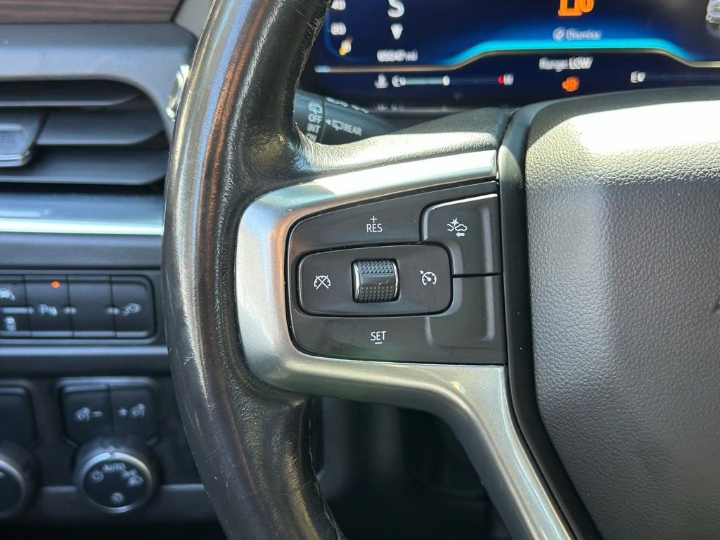 Used 2022 Chevrolet Suburban LT w/ Max Trailering Package image 52