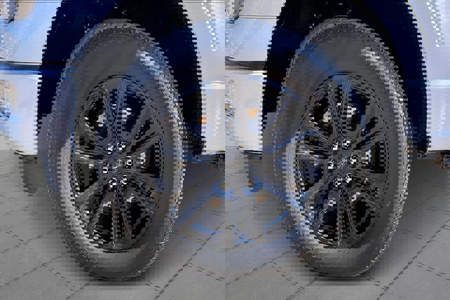 Used 2025 Ford F150 Platinum w/ Equipment Group 702A High image 11