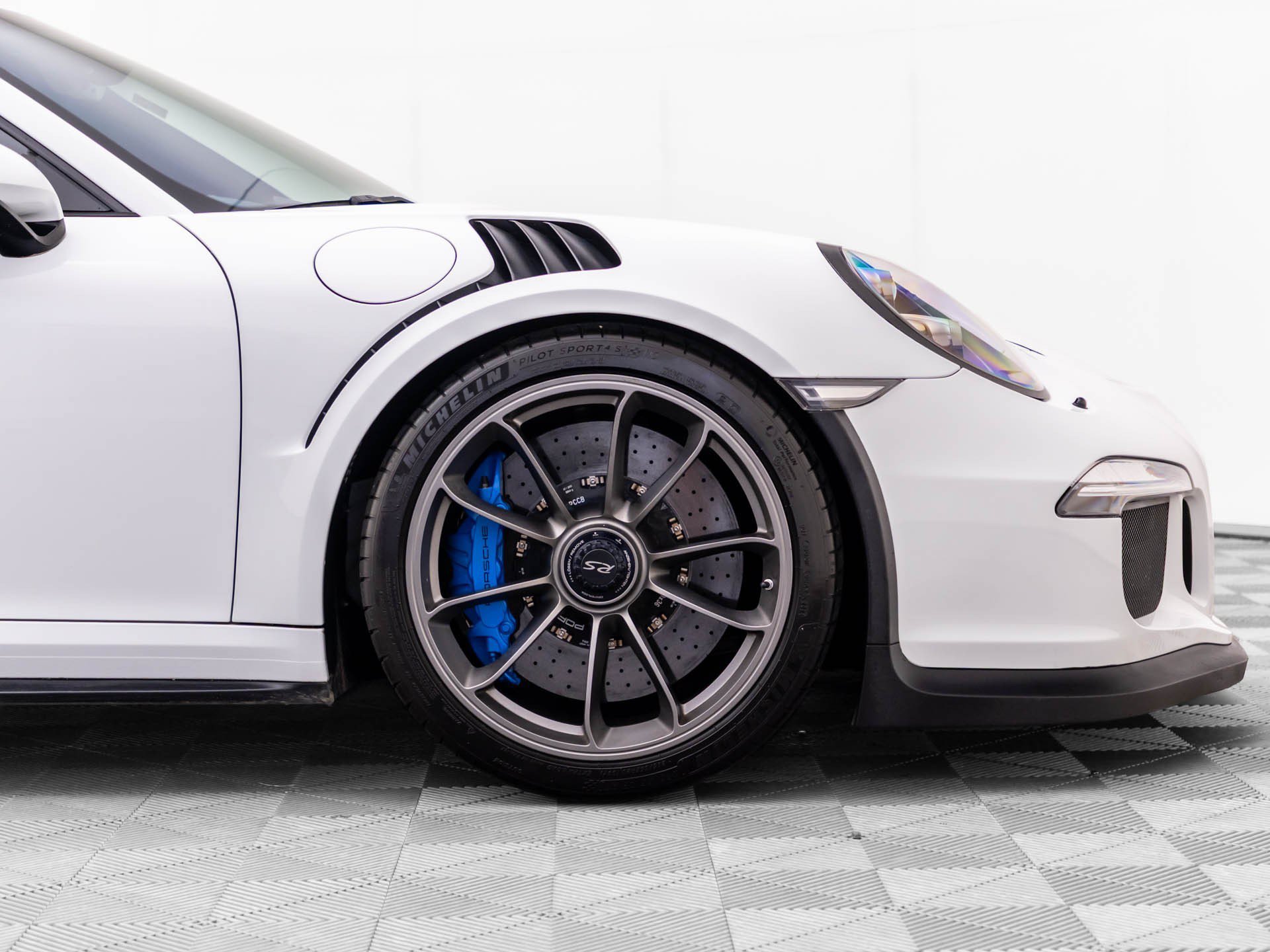 Used 2016 Porsche 911 GT3 RS RWD image 32