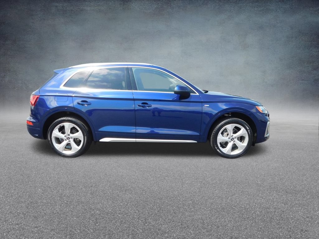 Used 2022 Audi Q5 2.0T Premium Plus AWD/4WD image 2