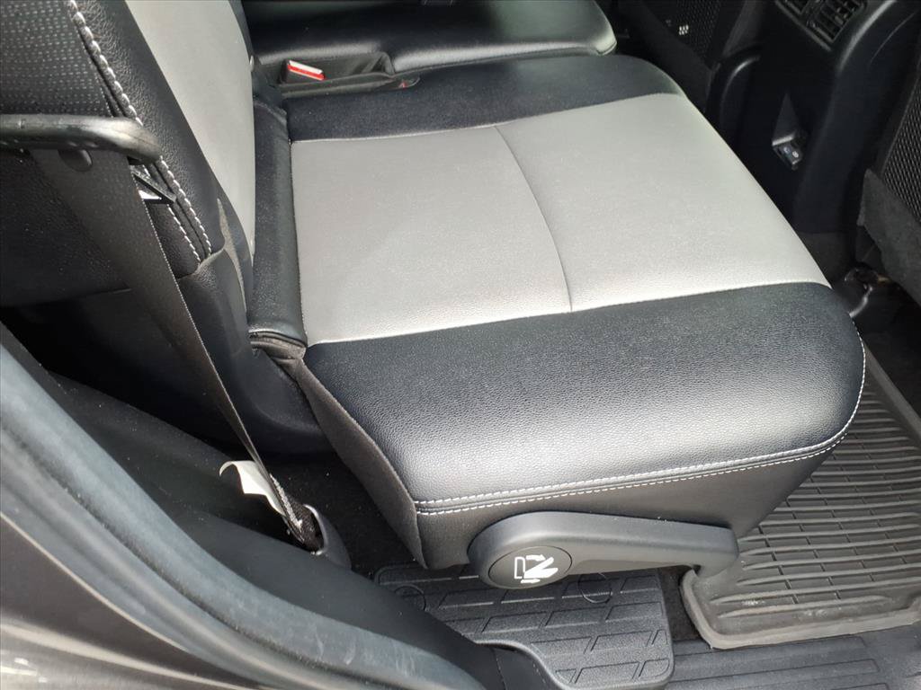Used 2023 Toyota 4Runner SR5 Premium w/ Moonroof Package AWD/4WD image 21
