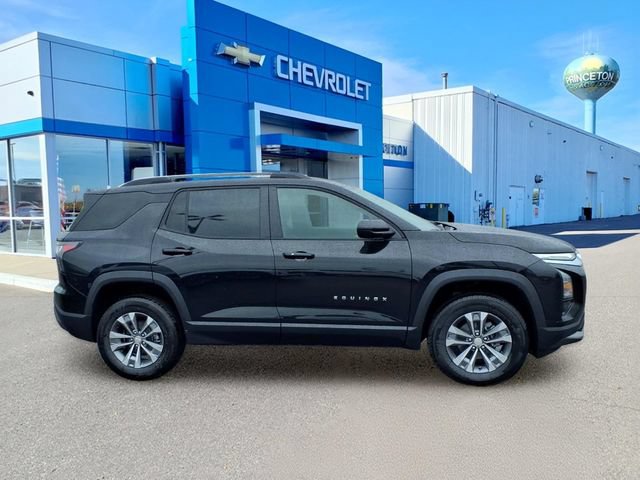 New 2026 Chevrolet Equinox LT w/ Convenience Package II AWD/4WD image 2