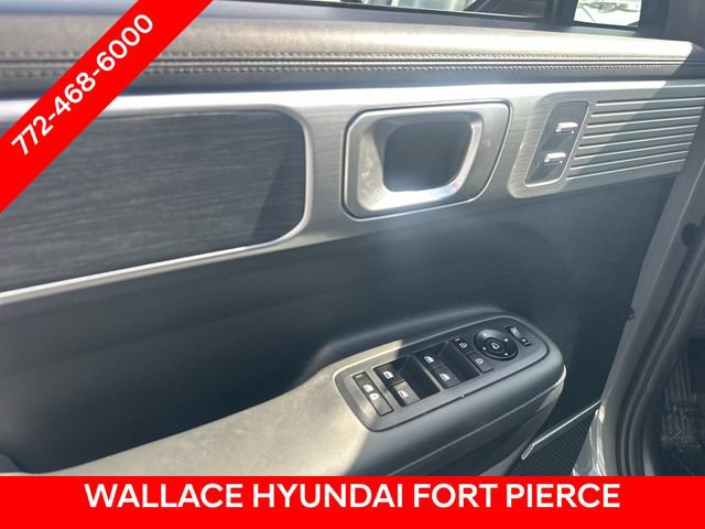 Used 2024 Hyundai Santa Fe Limited AWD/4WD image 16