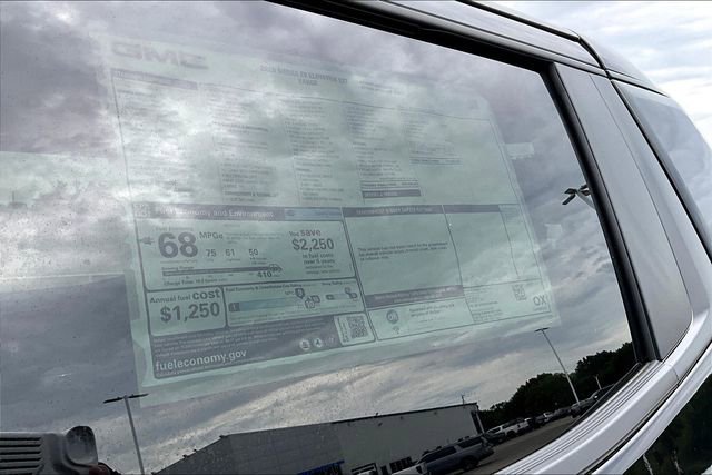 New 2026 GMC Sierra EV Elevation w/ LPO, Elevation Dark Package image 8