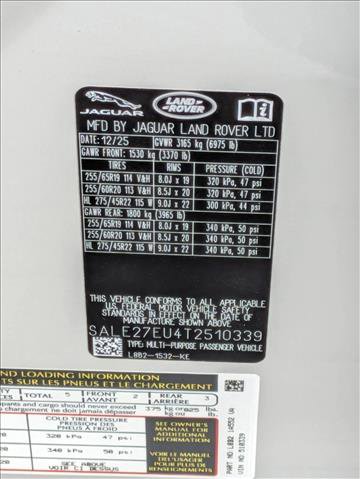 New 2026 Land Rover Defender 110 X-Dynamic SE image 17