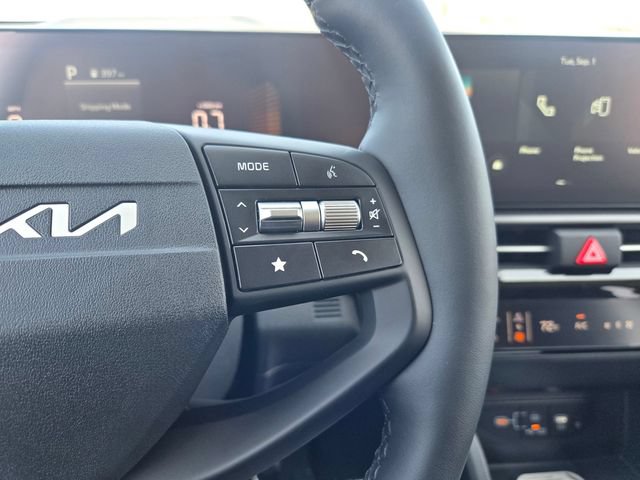 New 2026 Kia Sportage EX FWD image 18