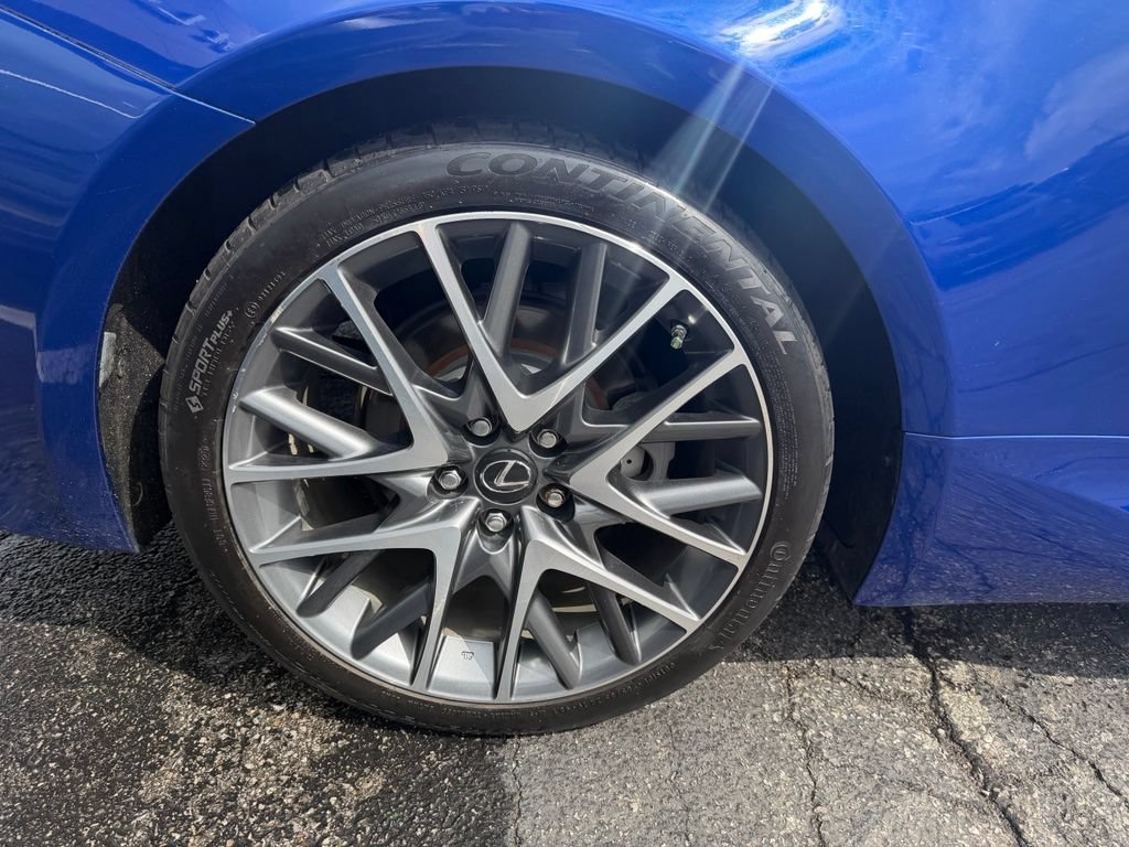 Used 2016 Lexus RC 200t RWD image 4