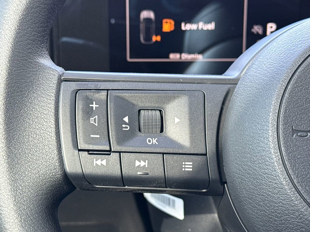 New 2026 Nissan Kicks SV w/ SV Premium Package image 31