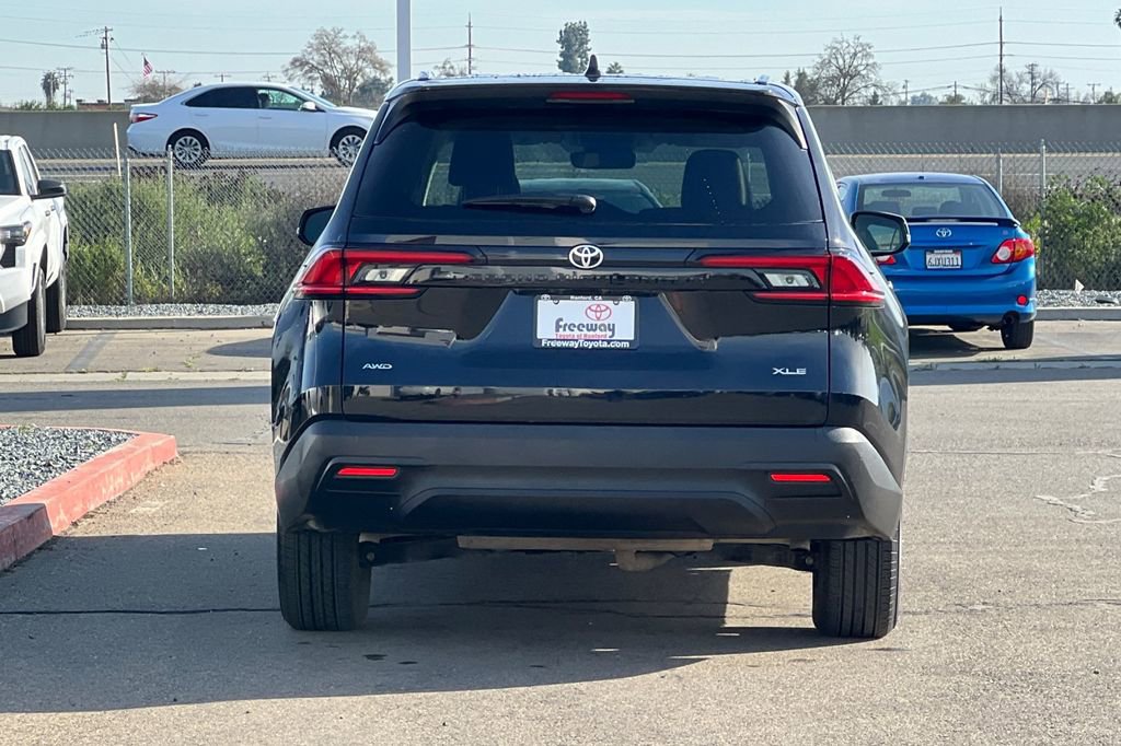 Certified 2025 Toyota Grand Highlander XLE image 6