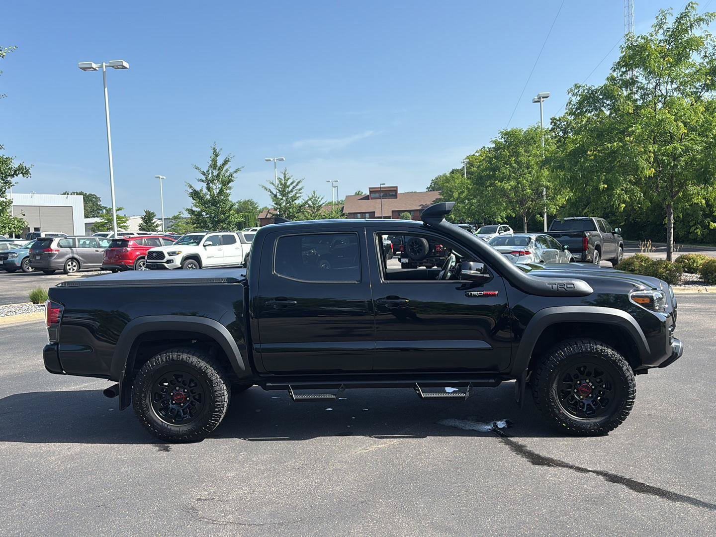 Used 2019 Toyota Tacoma TRD Pro AWD/4WD image 9