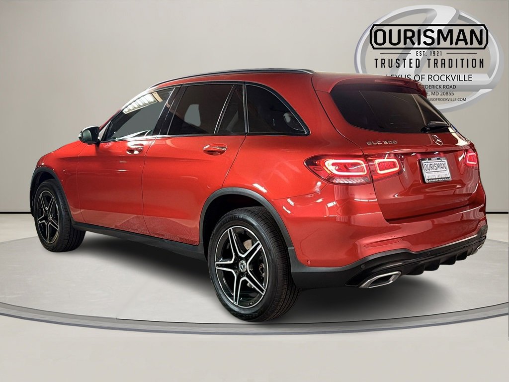 Used 2021 Mercedes-Benz GLC 300 4MATIC w/ AMG Line image 7