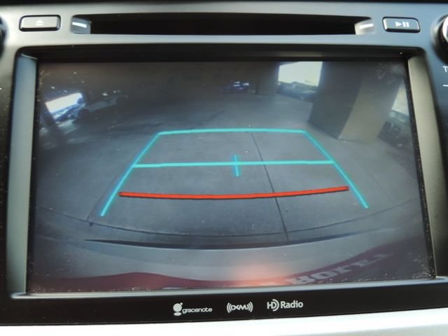Used 2019 Toyota Highlander Plus FWD image 34