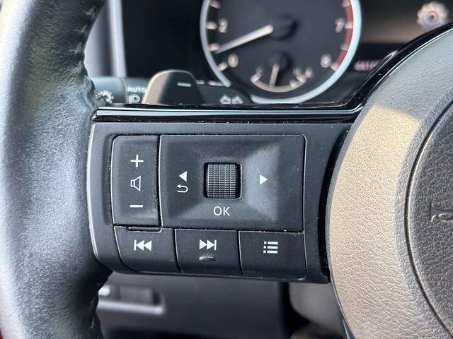 Used 2021 Nissan Rogue SV w/ Premium Package image 25